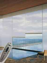 Hunter Douglas PowerRise 2.0 with Platinum Technology remote